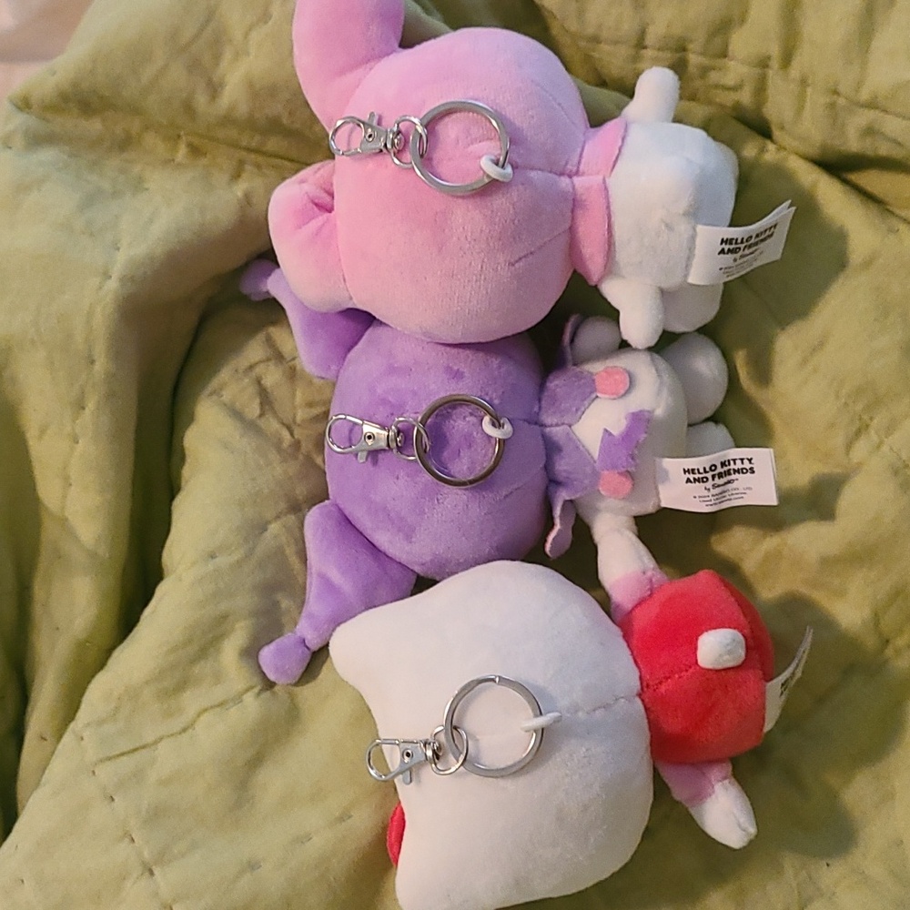 Hello Kitty Bag Charm Set ❤ - Picture 5 of 5